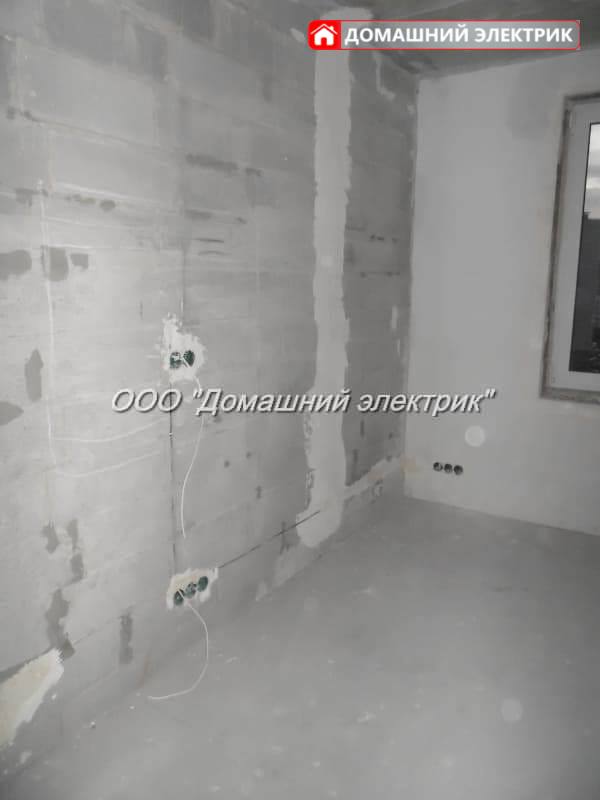 частичный монтаж электропроводки в новостройке и перенос розеток в квартире под ключ в СПб